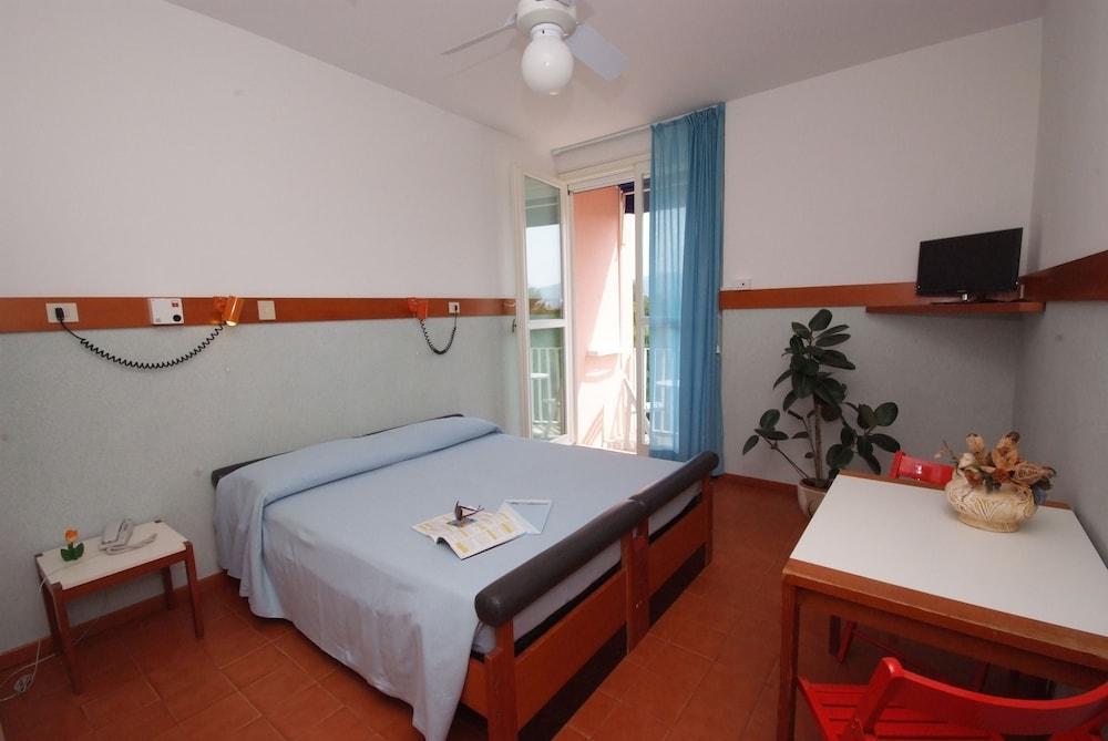 Residence Elite Marina di Campo Exterior photo